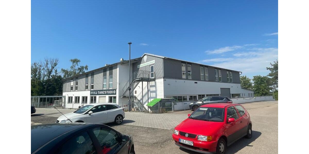 Gewerbeobjekt Pentling - 2.250&euro; | Angebot:24541456