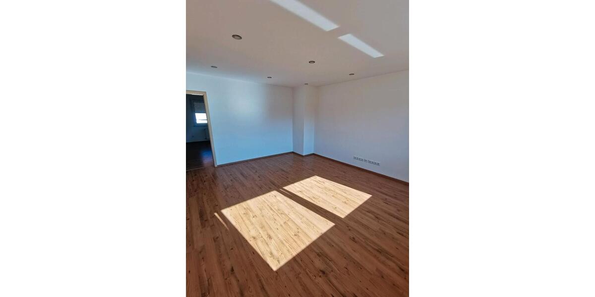 Erdgeschoßwohnung Heusweiler - 3 Zimmer, 83 m&sup2;, 750&euro; | Angebot:24750712