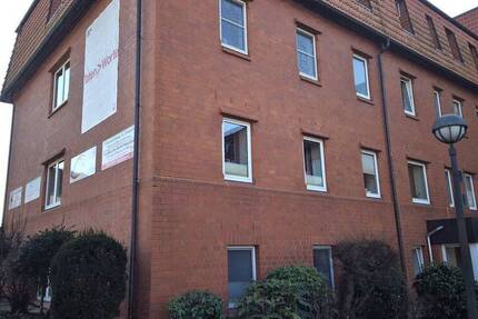 Arbeiten im Ortskern im Seemannsort Barßel 8 zimmer