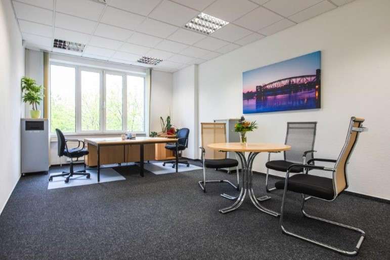 Büro in Magdeburg 900 € 33 m²