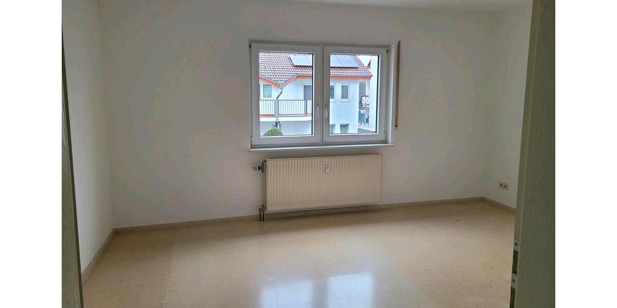 Etagenwohnung Leimen - 3 Zimmer, 102 m&sup2;, 1.520&euro; | Angebot:26022427