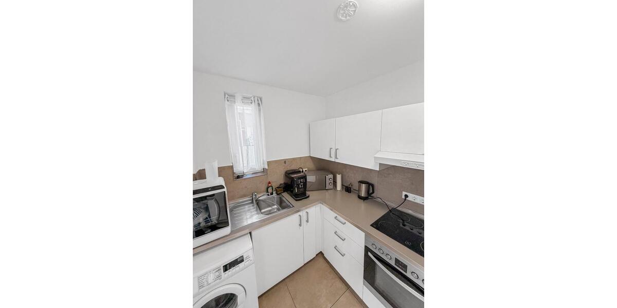 Wohnen auf Zeit Stuttgart Bad Cannstatt - 1 Zimmer, 16 m&sup2;, 700&euro; | Angebot:26696022