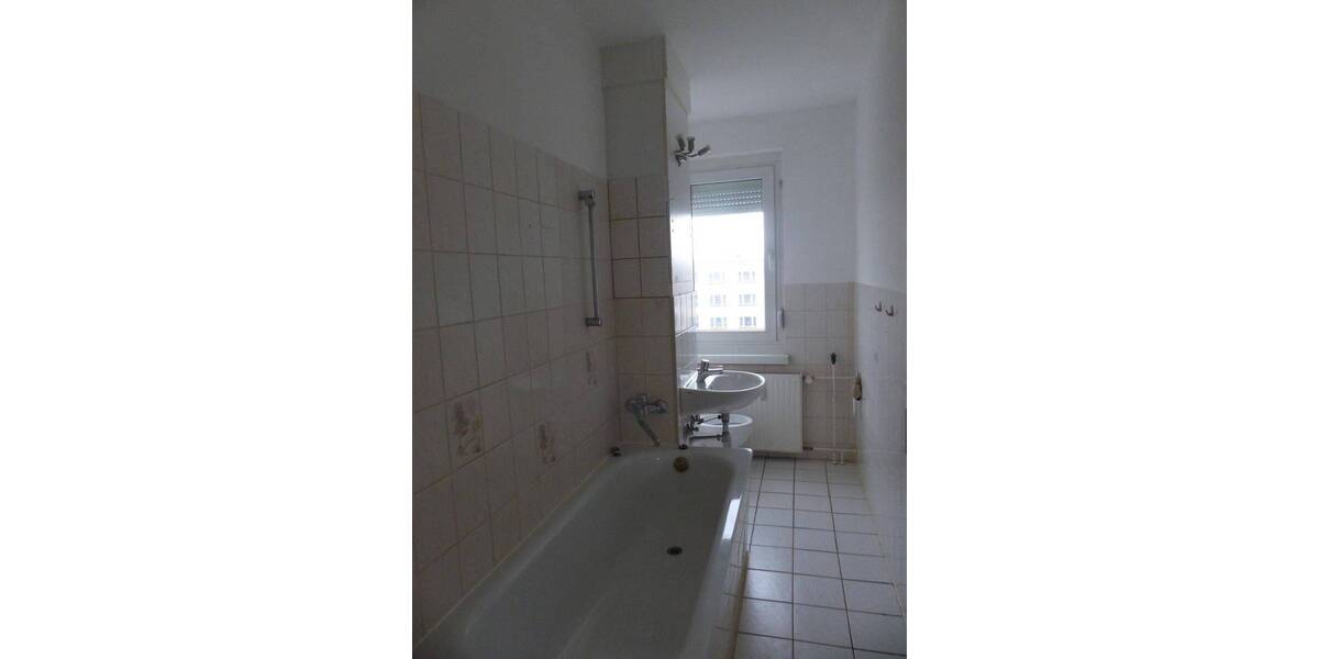 Etagenwohnung Oschatz - 3 Zimmer, 57 m&sup2;, 350&euro; | Angebot:25927204