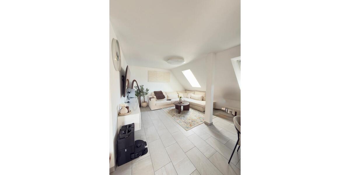 Dachgeschoßwohnung Wächtersbach - 3 Zimmer, 85 m&sup2;, 850&euro; | Angebot:25764400