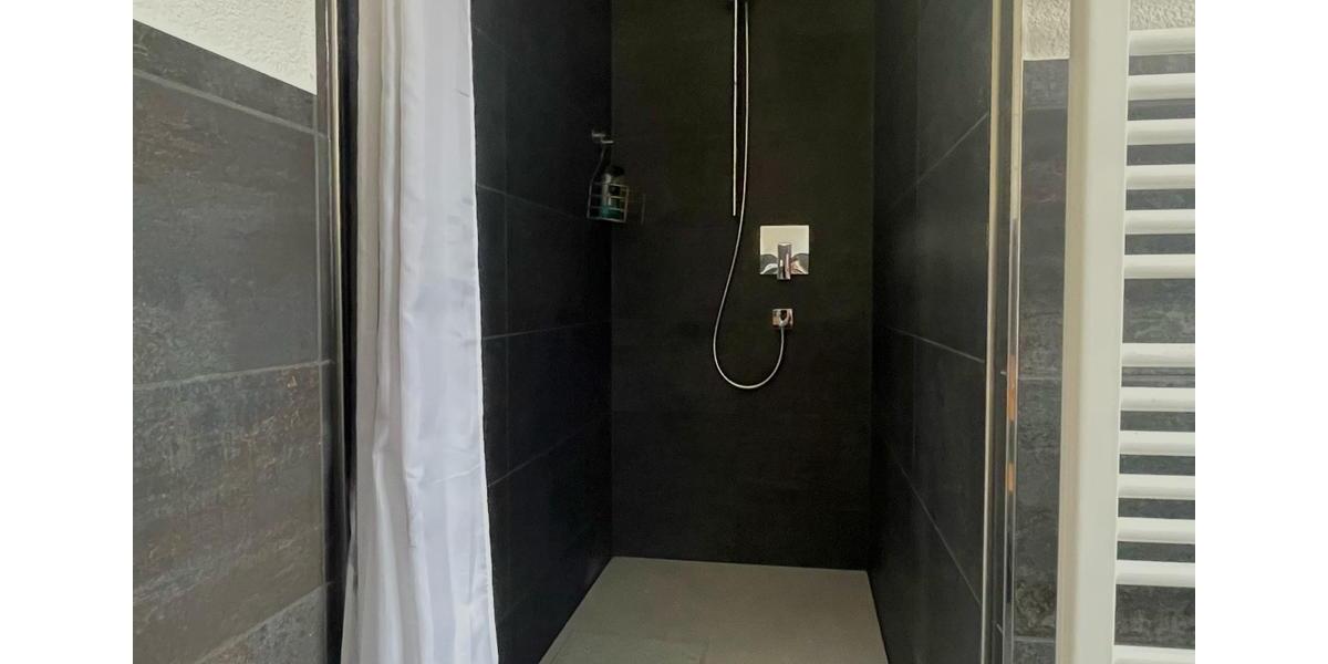 Wohnen auf Zeit Rottweil - 3 Zimmer, 110 m&sup2;, 1.422&euro; | Angebot:26219671