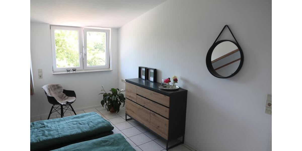 Dachgeschoßwohnung Steinheim an der Murr - 2 Zimmer, 57 m&sup2;, 890&euro; | Angebot:25979001