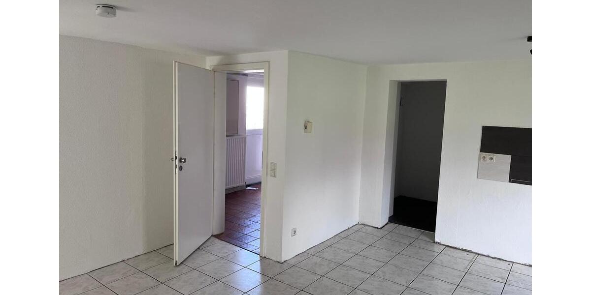 Erdgeschoßwohnung Neukirchen - 2 Zimmer, 55 m&sup2;, 400&euro; | Angebot:25964085