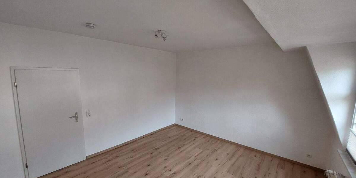 Zimmer Rossau Schönborn-Dreiwerden - 1 Zimmer, 12 m&sup2;, 144&euro; | Angebot:25970213