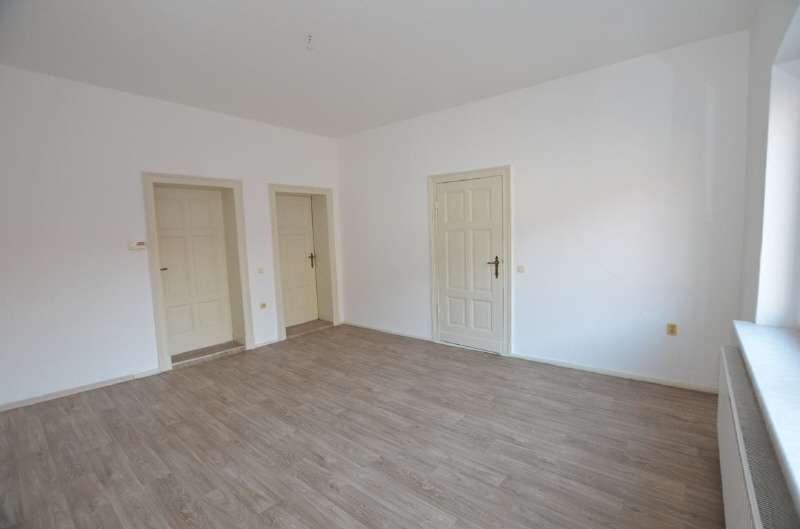 Etagenwohnung Golßen Stadt Golßen - 2 Zimmer, 71 m&sup2;, 426&euro; | Angebot:26187290