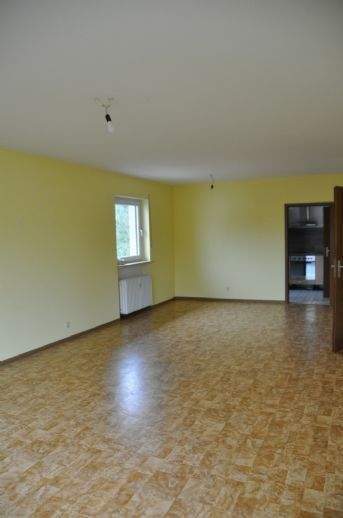 Etagenwohnung Westerngrund - 3 Zimmer, 110 m&sup2;, 850&euro; | Angebot:25679072