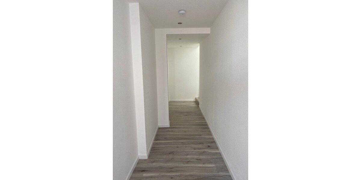 Dachgeschoßwohnung Eppstein - 2 Zimmer, 91 m&sup2;, 960&euro; | Angebot:26262327