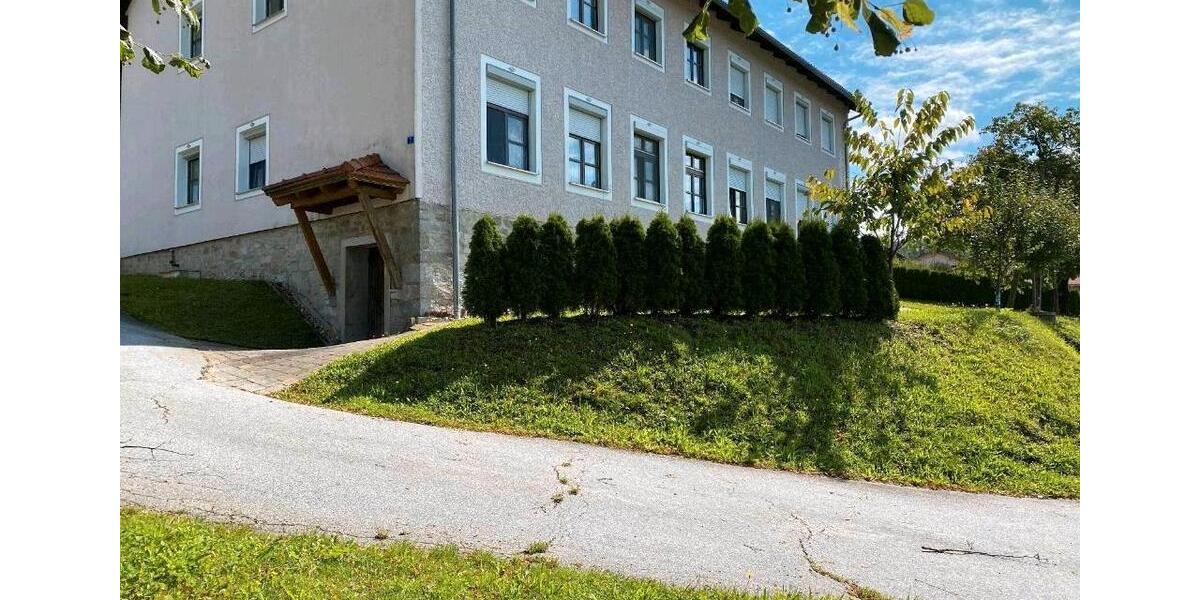 Erdgeschoßwohnung Wegscheid - 3 Zimmer, 100 m&sup2;, 560&euro; | Angebot:26600558