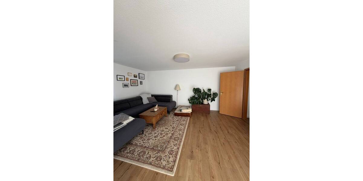 Etagenwohnung Weisendorf - 2 Zimmer, 85 m&sup2;, 1.100&euro; | Angebot:26753535