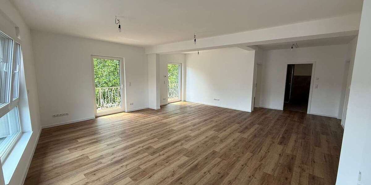 Etagenwohnung Frankenthal (Pfalz) - 3 Zimmer, 119 m&sup2;, 1.200&euro; | Angebot:27075624