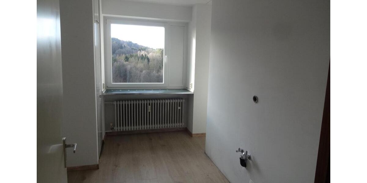Etagenwohnung Mettlach - 3 Zimmer, 72 m&sup2;, 740&euro; | Angebot:26021093