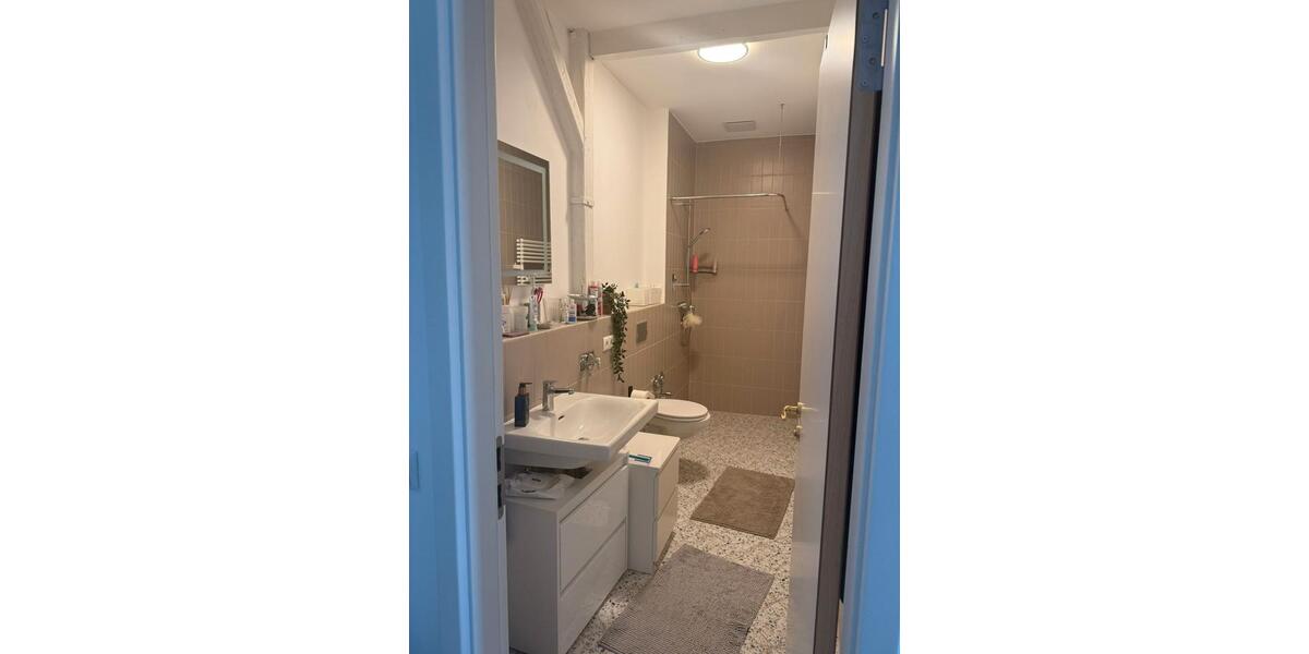 Dachgeschoßwohnung Halle (Saale) Am Wasserturm/Thaerviertel - 1 Zimmer, 36 m&sup2;, 440&euro; | Angebot:25988882