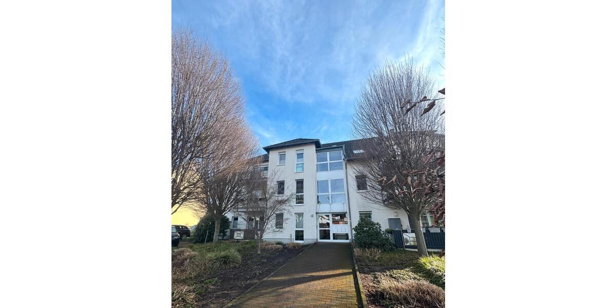 Dachgeschoßwohnung Leichlingen (Rheinland) - 2 Zimmer, 64 m&sup2;, 640&euro; | Angebot:24885011