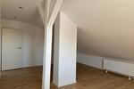 Dachgeschoßwohnung Großmehring - 3 Zimmer, 85 m&sup2;, 900&euro; | Angebot:24827231