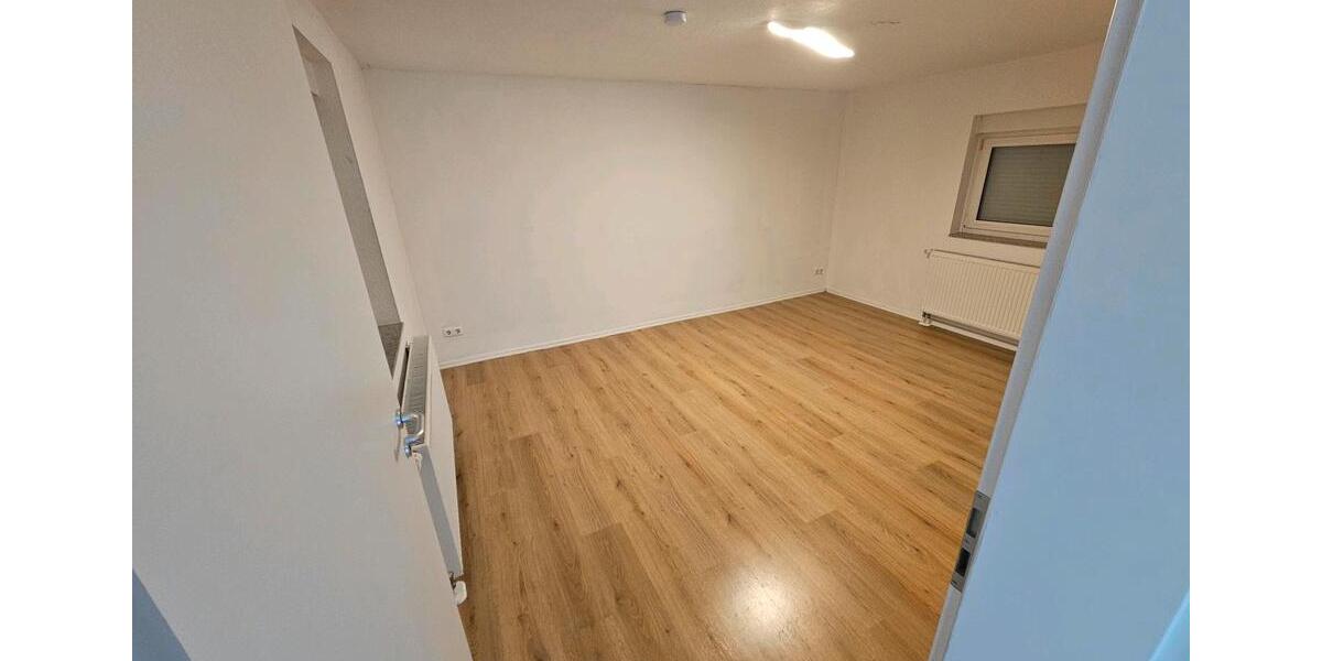 Einfamilienhaus Borken (Hessen) - 3 Zimmer, 92 m&sup2;, 865&euro; | Angebot:24743457