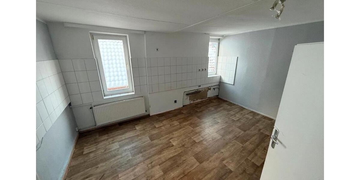 Dachgeschoßwohnung Bückeburg - 5 Zimmer, 130 m&sup2;, 790&euro; | Angebot:26220573