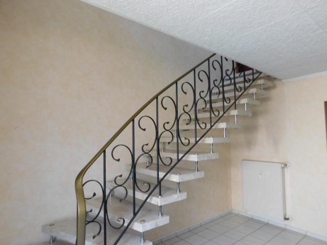 Etagenwohnung Fell - 4 Zimmer, 115 m&sup2;, 990&euro; | Angebot:24751477