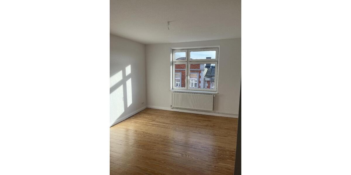 Etagenwohnung Schwerin Altstadt - 3 Zimmer, 71 m&sup2;, 780&euro; | Angebot:25304010