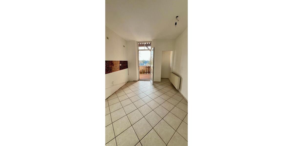 Etagenwohnung Hohenstein-Ernstthal Ernstthal - 2 Zimmer, 65 m&sup2;, 310&euro; | Angebot:26122953
