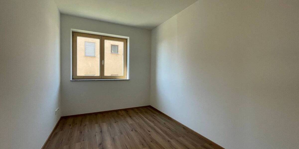 Etagenwohnung Hagnau am Bodensee - 4 Zimmer, 95 m&sup2;, 1.650&euro; | Angebot:25690374
