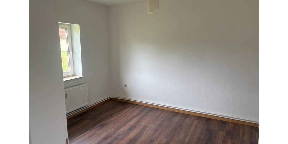 Erdgeschoßwohnung Leese - 3 Zimmer, 62 m&sup2;, 370&euro; | Angebot:26041120