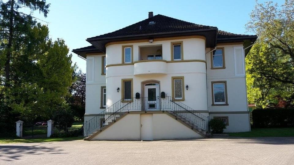 Erdgeschoßwohnung Bad Salzuflen Biemsen-Ahmsen - 3 Zimmer, 170 m&sup2;, 1.100&euro; | Angebot:25987534