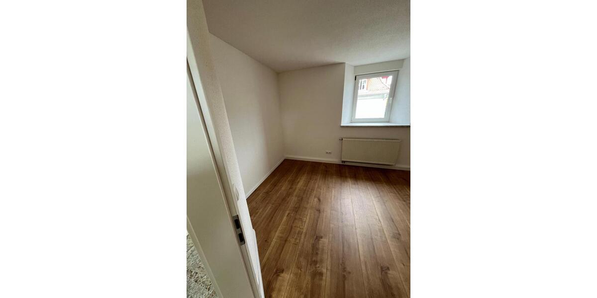 Dachgeschoßwohnung Waldsassen - 4 Zimmer, 112 m&sup2;, 784&euro; | Angebot:24463660
