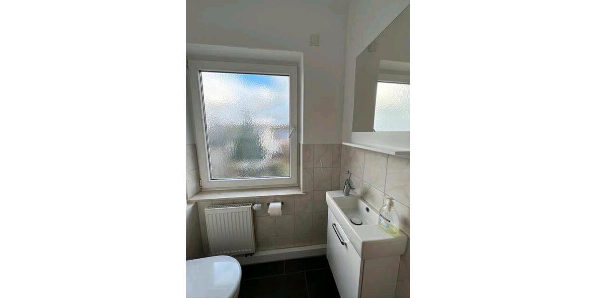 Helle Wohnung mit Balkon und Garage in Neumarkt-Sankt Veit 3 zimmer