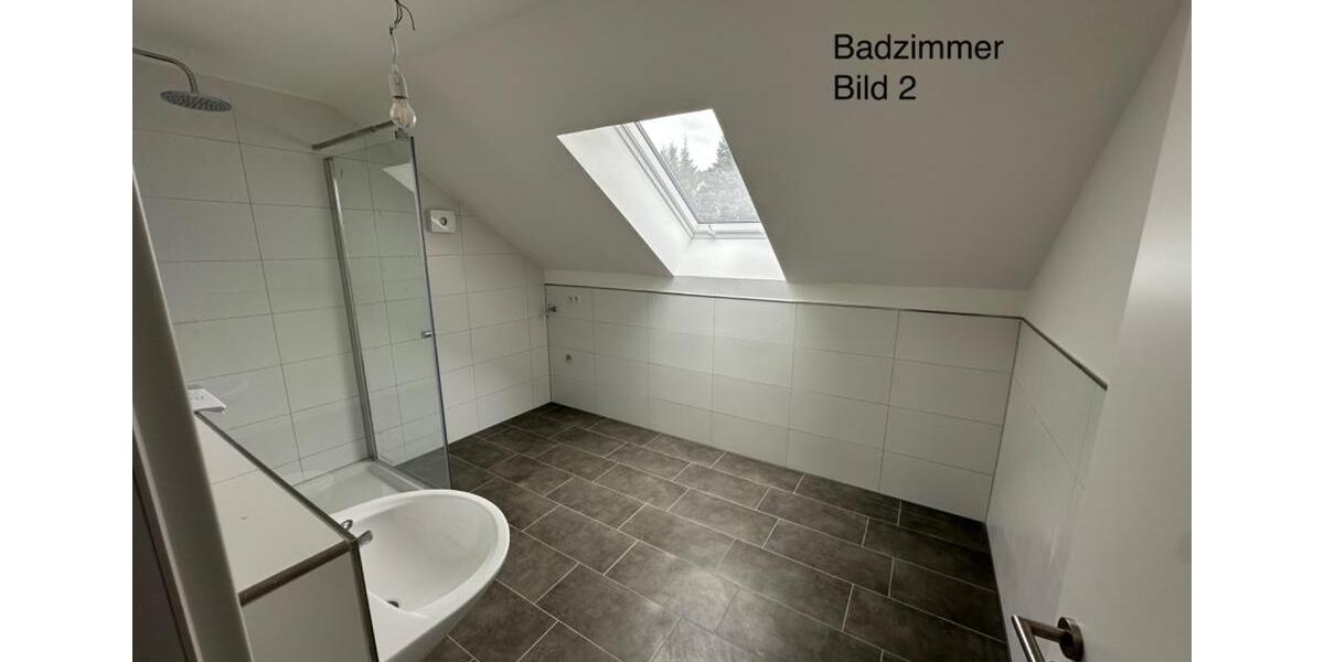 Dachgeschoßwohnung Meckesheim - 3 Zimmer, 88 m&sup2;, 1.300&euro; | Angebot:26244720