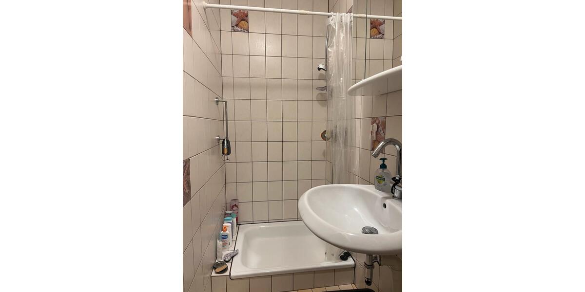 Erdgeschoßwohnung Saarbrücken Brebach-Fechingen - 1 Zimmer, 33 m&sup2;, 280&euro; | Angebot:26050559