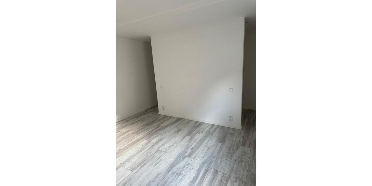 Erdgeschoßwohnung Oedheim - 2.5 Zimmer, 85 m&sup2;, 900&euro; | Angebot:26620994