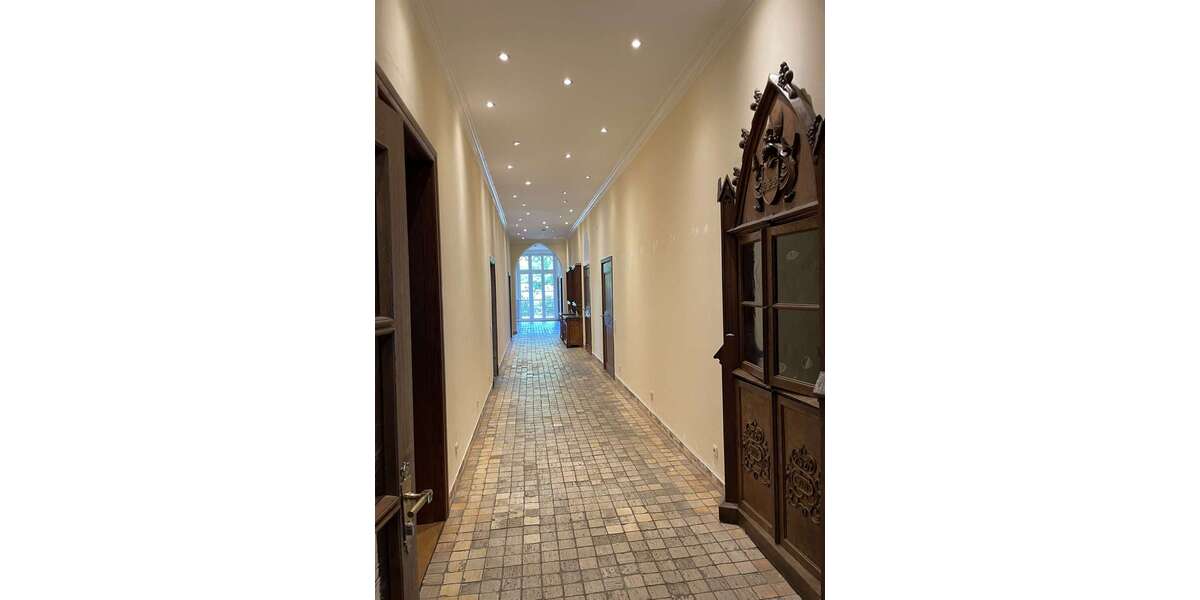 Etagenwohnung Werl Haus Lohe - 4 Zimmer, 226 m&sup2;, 1.700&euro; | Angebot:26890670