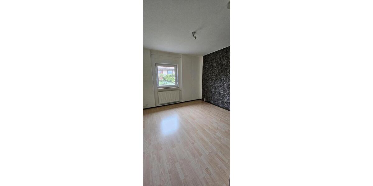 Bungalow Eisleben (Lutherstadt) - 3 Zimmer, 80 m&sup2;, 1.200&euro; | Angebot:26425829