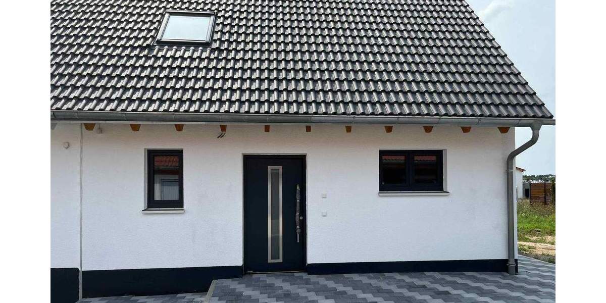 Doppelhaushälfte Markt Erlbach Eschenbach - 5 Zimmer, 121 m&sup2;, 1.690&euro; | Angebot:24967176