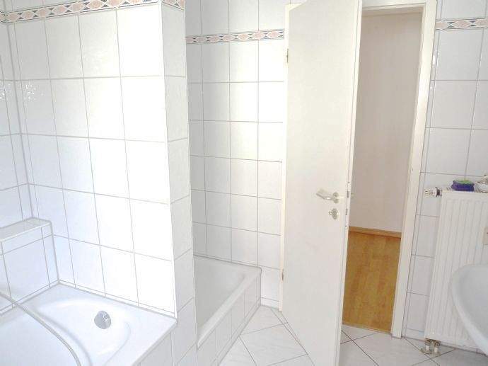Etagenwohnung Nürnberg Eibach - 3 Zimmer, 98 m&sup2;, 1.300&euro; | Angebot:24916116
