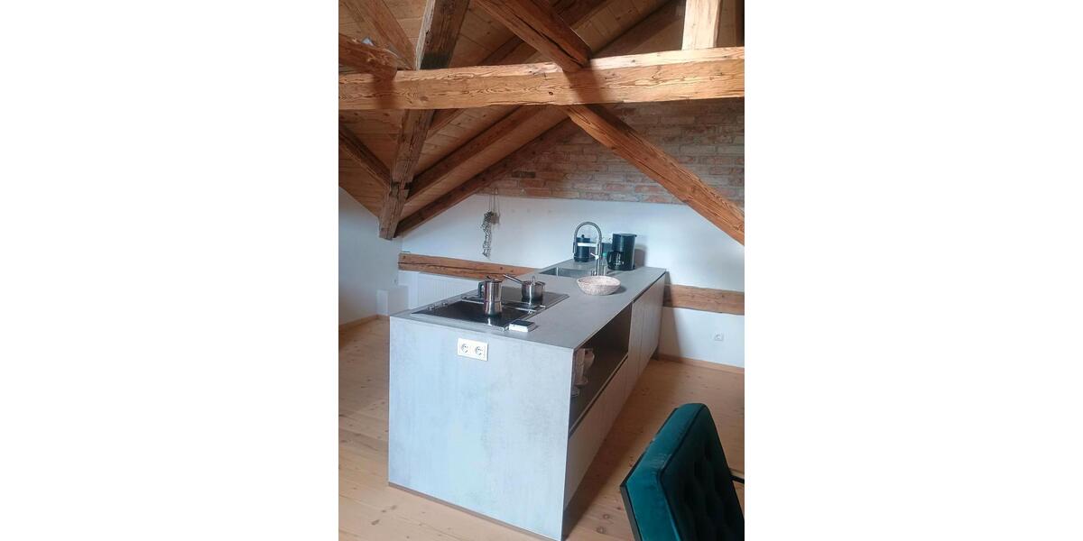 Dachgeschoßwohnung Hutthurm - 2 Zimmer, 82 m&sup2;, 600&euro; | Angebot:26602902