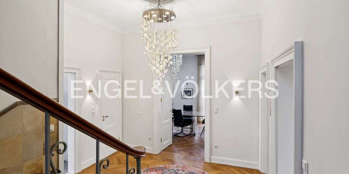 Einfamilienhaus Oberursel - 8 Zimmer, 360 m&sup2;, 6.450&euro; | Angebot:23318269