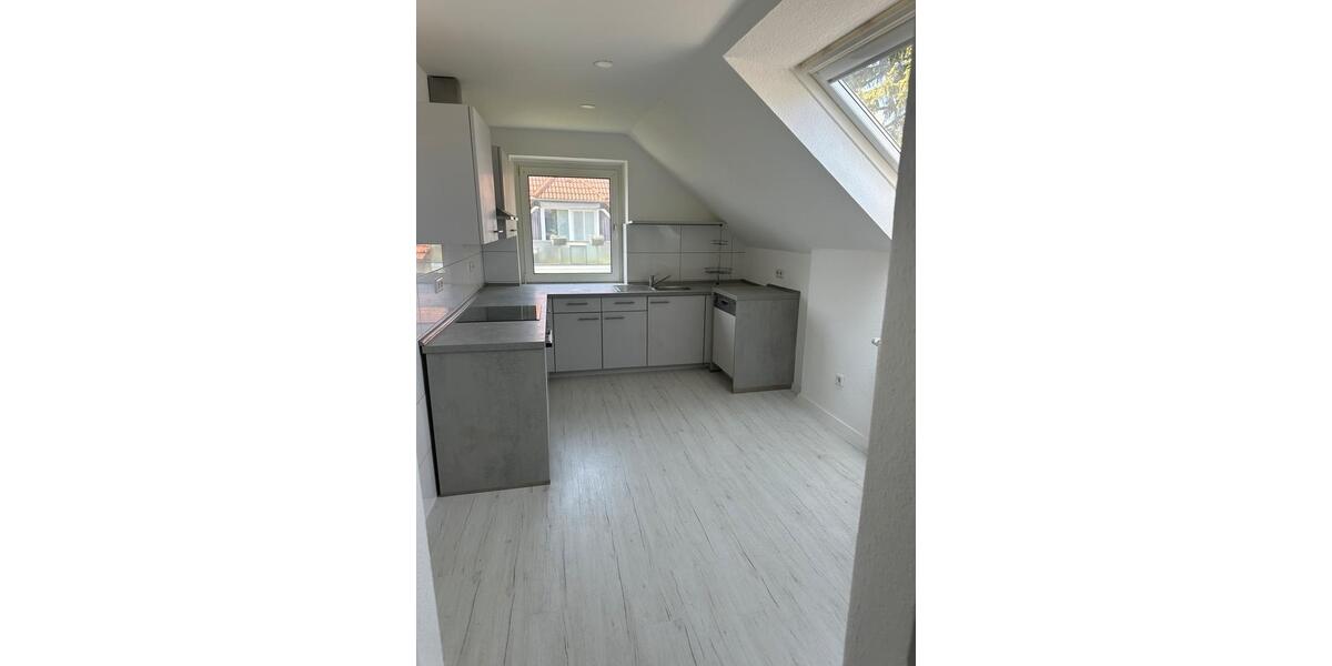 Dachgeschoßwohnung Dortmund Hombruch - 3 Zimmer, 60 m&sup2;, 675&euro; | Angebot:26231924