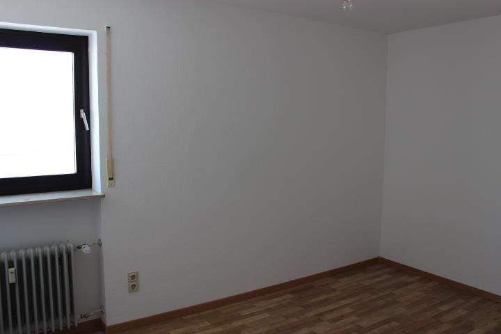 Etagenwohnung Nürnberg Katzwang - 3 Zimmer, 79 m&sup2;, 750&euro; | Angebot:25837934