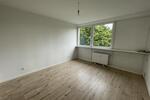 **FRISCH RENOVIERTE 3-ZIMMERWOHNUNG MIT BALKON** zimmer