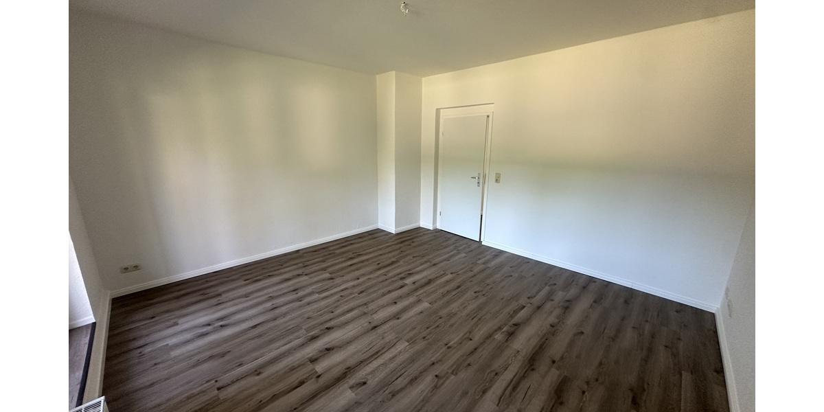 Neu sanierte 3 Zimmer Wohnung mit Balkon und Wanne in Untermhaus! - Etagenwohnung Gera Untermhaus | Angebot:27261863
