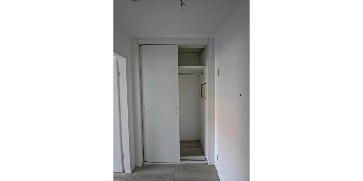 Etagenwohnung Lübeck Sankt Lorenz Nord - 1 Zimmer, 26 m&sup2;, 400&euro; | Angebot:26048640