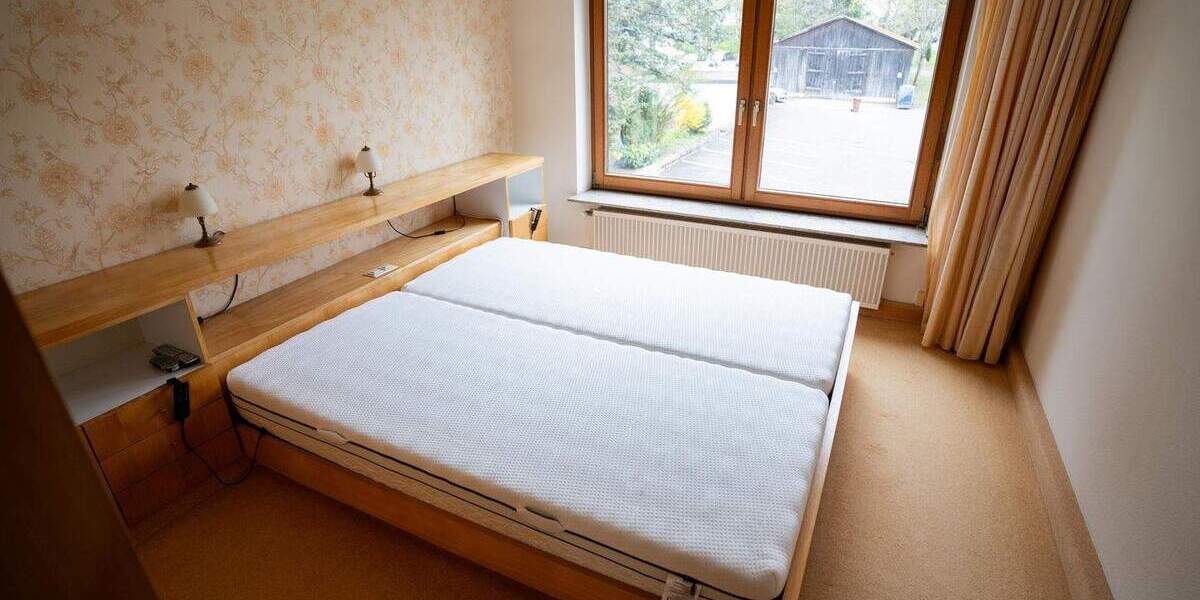 Terrassenwohnung Tuttlingen - 5 Zimmer, 170 m&sup2;, 1.600&euro; | Angebot:26500022