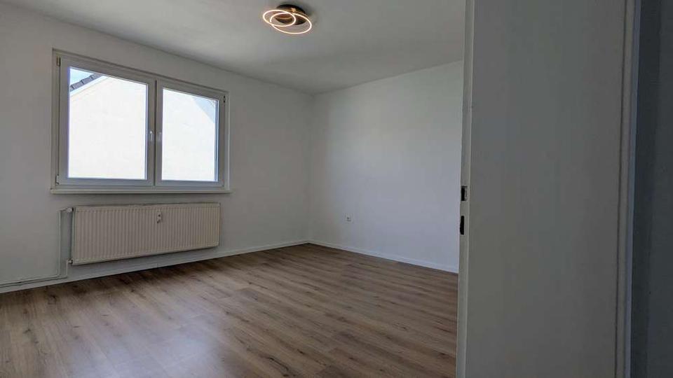 Erdgeschoßwohnung Gelsenkirchen Gelsenkirchen-Mitte - 2.5 Zimmer, 63 m&sup2;, 604&euro; | Angebot:26636781