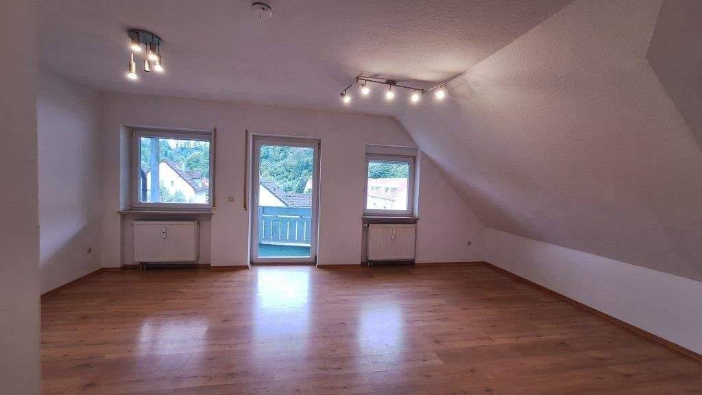 Etagenwohnung Wirsberg - 4 Zimmer, 84 m&sup2;, 510&euro; | Angebot:26797342