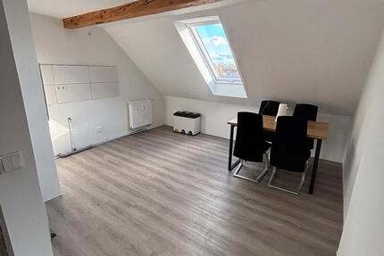 Helle 1,5 Zimmer Wohnung in Dolberg, großem Balkon Vollmöbelliert zimmer